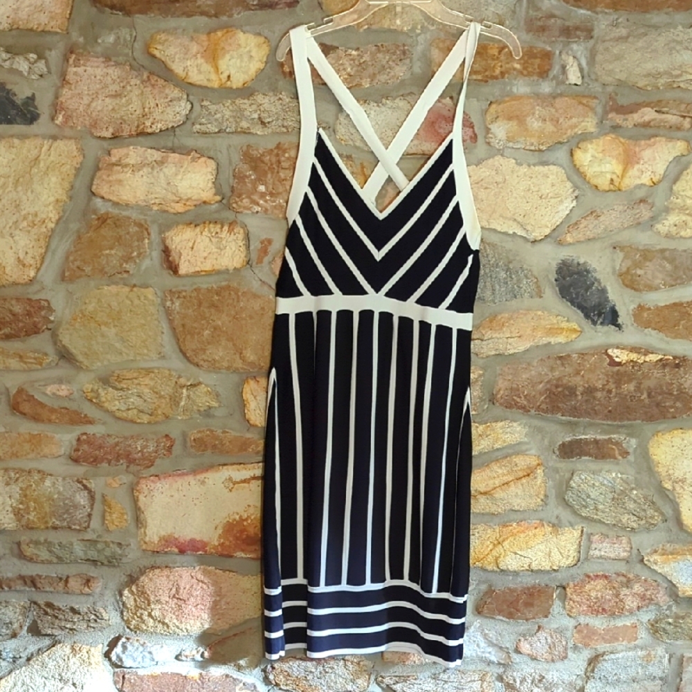Vivienne Tam Black And White Striped Sleeveless Dress